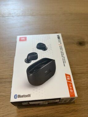 JBL Wireless Earbuds Case + Charger